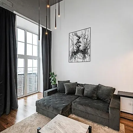 Lägenhet Radio Loft - 420 *